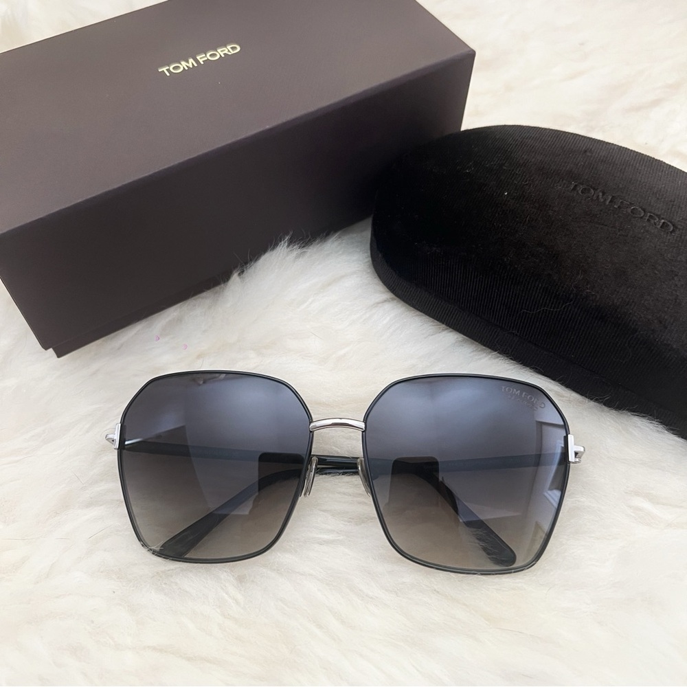 Tom Ford Polarized Sunglasses Claudia 02